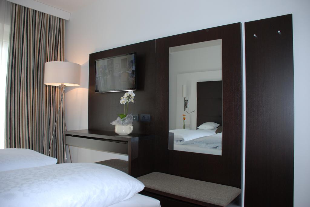 Aparthotel Pichler Колле-Изарко Номер фото